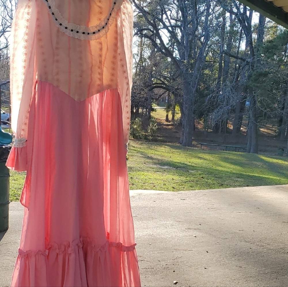 Elegant Pink Long Sleeve Dress